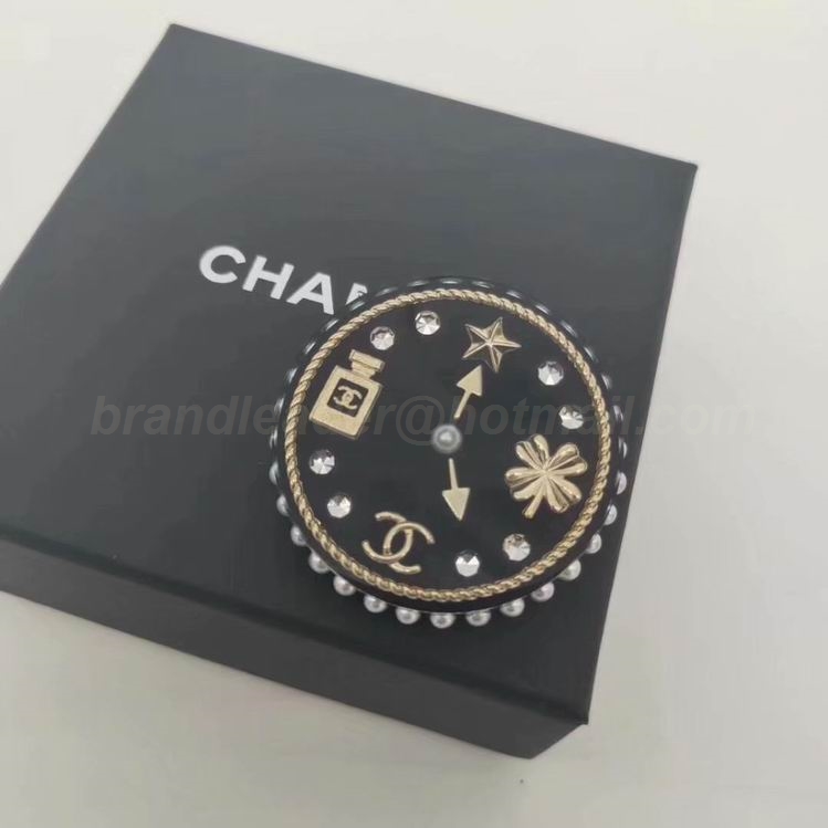 Chanel Brooch 87